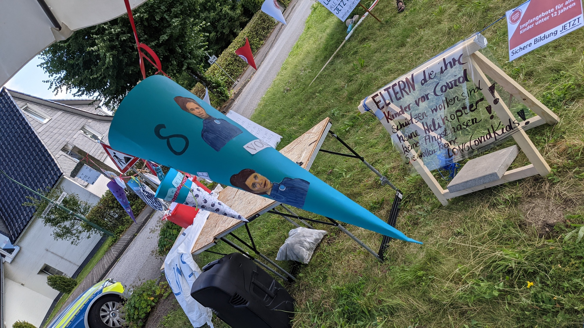 Kundgebung sichere Schulen in Olpe 14.8