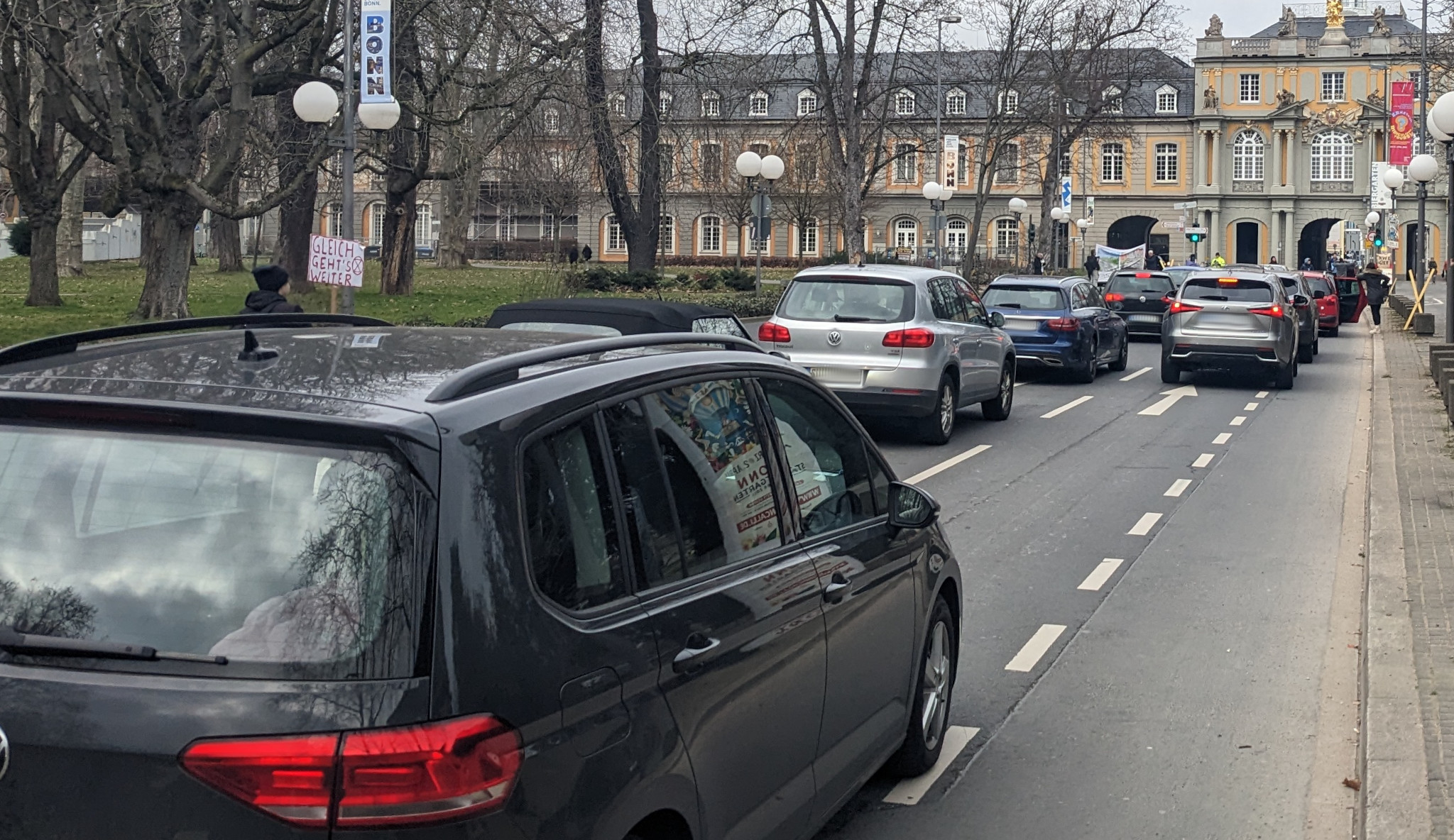 XR Swarming auf der B9 in Bonn