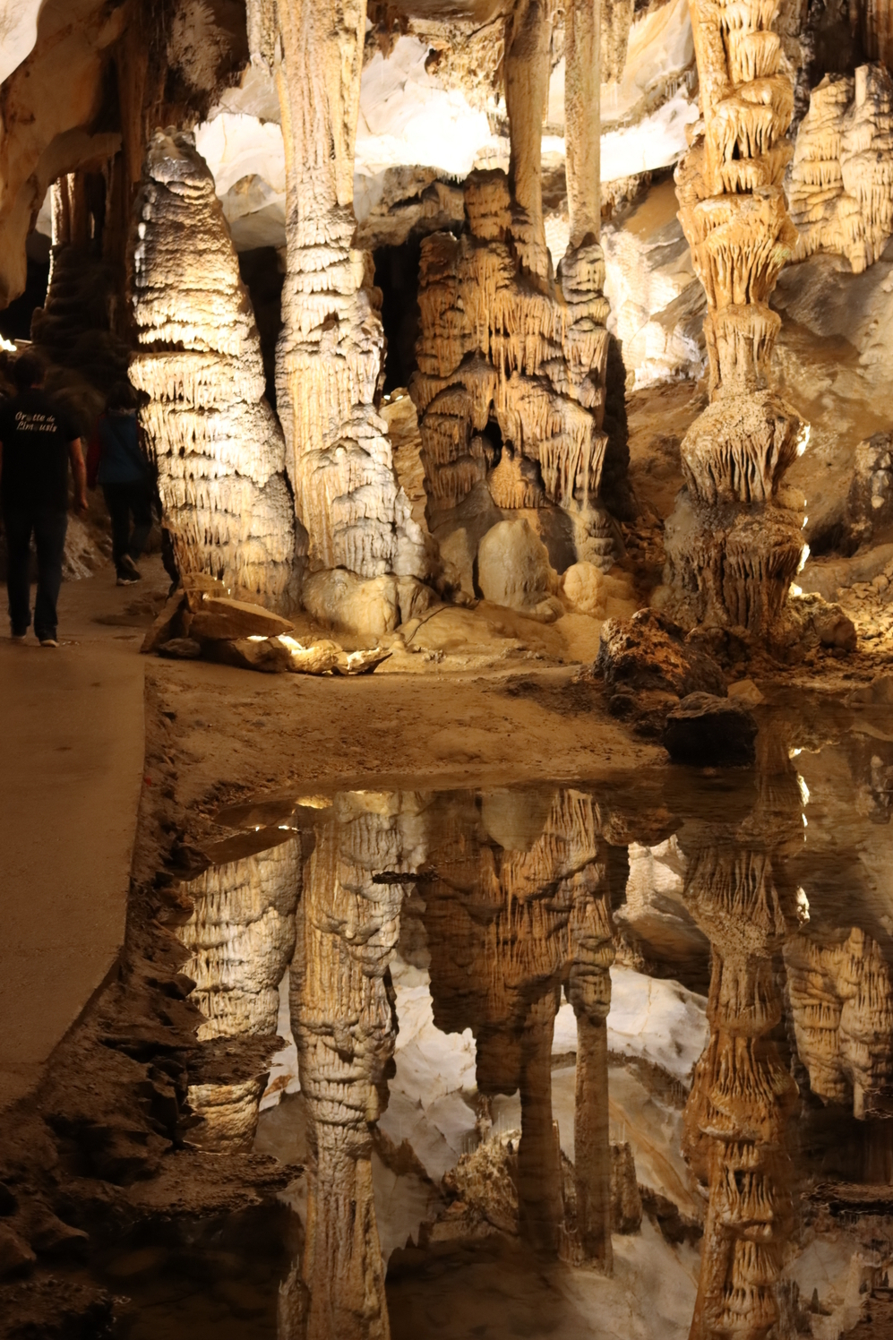 Bild in einer Grotte