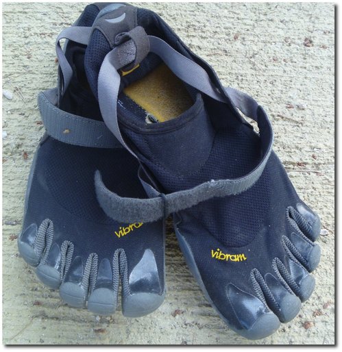 Vorschaubild für 201107-vibram-fivefingers-500km.jpg